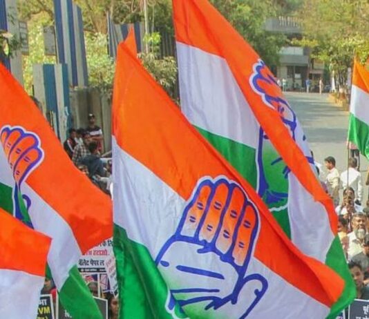 असम में वोटिंग से एक दिन पहले कांग्रेस को जोर का झटका, उदालगुरी के कैंडिडेट सुरेन दैमारी पीछे हटे असम विधानसभा चुनाव में वोटिंग से एक दिन पहले कांग्रेस को बड़ा झटका लगा था।