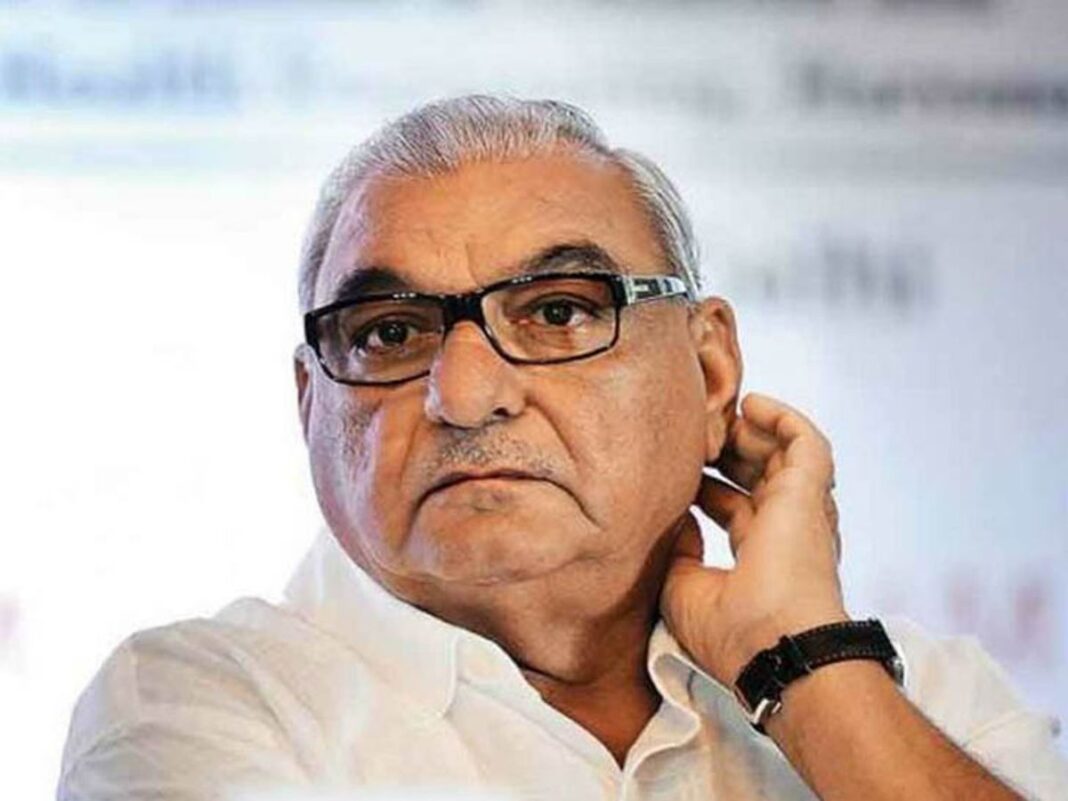 अभियोजन की अनुमति मिलने के बाद सीबीआई अब हुड्डा, पूर्व सरकारी अधिकारियों और प्लॉट आवंटियों के खिलाफ चार्जशीट दाखिल करेगी। अभियोजन की अनुमति मिलने के बाद सीबीआई अब हुड्डा, पूर्व सरकारी अधिकारियों और प्लॉट आवंटियों के खिलाफ चार्जशीट दाखिल करेगी।