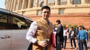 आम आदमी पार्टी के राज्यसभा सांसद अशोक मित्तल के कई ठिकानों पर ईडी की छापेमारी चल रही है। आम आदमी पार्टी के राज्यसभा सांसद अशोक मित्तल के कई ठिकानों पर ईडी की छापेमारी चल रही है।