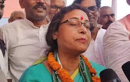 हरियाणा महिला आयोग ने गायक मासूम शर्मा को नोटिस जारी किया है।