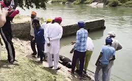 पानीपत में मिली स्कूटी के पास से पुलिस को एक लाइसेंसी रिवाल्वर और चार कारतूस मिला।