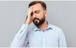 माइग्रेन ऐसा रोग है जिसका असर व्यक्ति के मानसिक स्वास्थ्य पर भी पड़ता है।