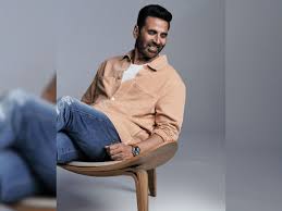 अक्षय कुमार इन दिनों अपनी अगली फिल्म भूत बंगला के प्रमोशन में व्यस्त हैं।