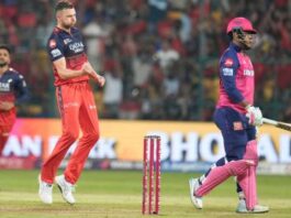 राजस्थान रॉयल्स और रॉयल चैलेंजर्स बेंगलुरु (आरसीबी) के बीच आईपीएल 2026 का मुकाबला खेला जाएगा।