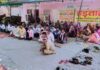 । इसके चलते शहर में डोर-टू-डोर कचरा उठाने का काम पूरी तरह ठप हो गया है।