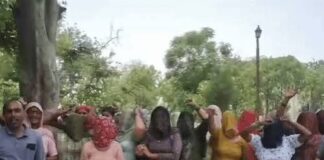 गांव जमालपुर और खनोरा में 8-9 जून को आई आंधी के बाद से बिजली और पानी का गंभीर संकट बना हुआ है।