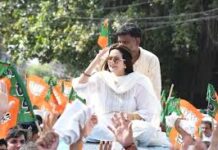 भिवानी में पंडित नेकीराम शर्मा मेडिकल कॉलेज का उद्घाटन के मौके पर कृष्णा नगर मुहल्ले में त्योहार जैसा माहौल रहा।