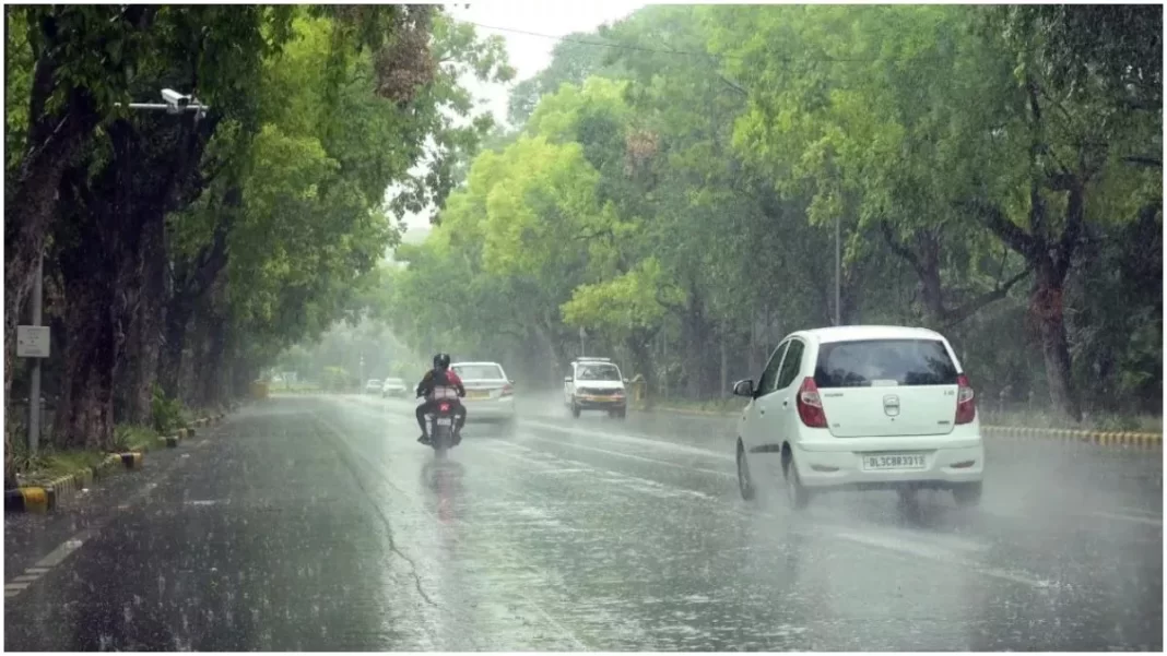 हिसार, हांसी, भिवानी में कुछ जगहों पर हल्की से मध्यम बारिश हुई। हिसार, हांसी, भिवानी में कुछ जगहों पर हल्की से मध्यम बारिश हुई।