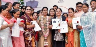 द‍िल्‍ली में 2500 रुपये महीने वाली योजना के ल‍िए आवेदन शुरू हो गए हैं। हालांक‍ि इसके ल‍िए सांसद या व‍िधायक की च‍िट्ठी की जरूरत होगी