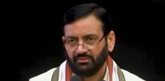 ईमेल से भेजी गई इस धमकी में अंबाला से दिल्ली जाने वाली ट्रेनों को भी उड़ाने की बात कही गई है।