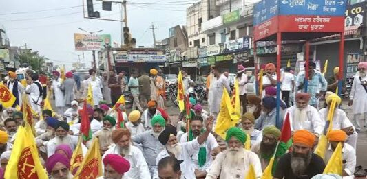 बंदी सिखों की रिहाई की मांग को लेकर टोहाना में पिछले सात दिनों से धरना-प्रदर्शन चल रहा है।